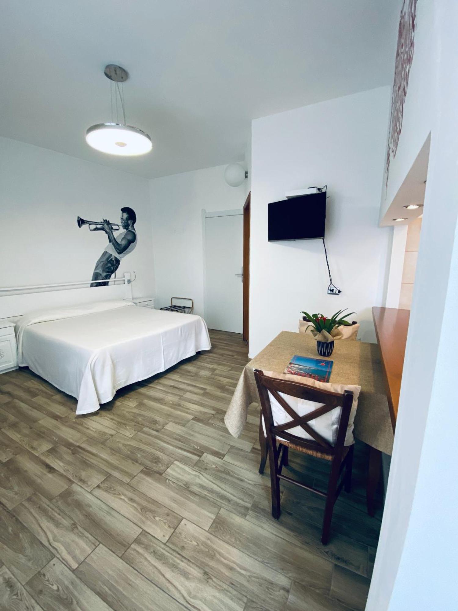 Locanda Degli Artisti Tortolì Dış mekan fotoğraf